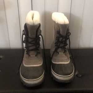 sorel grey suede women’s snow boots